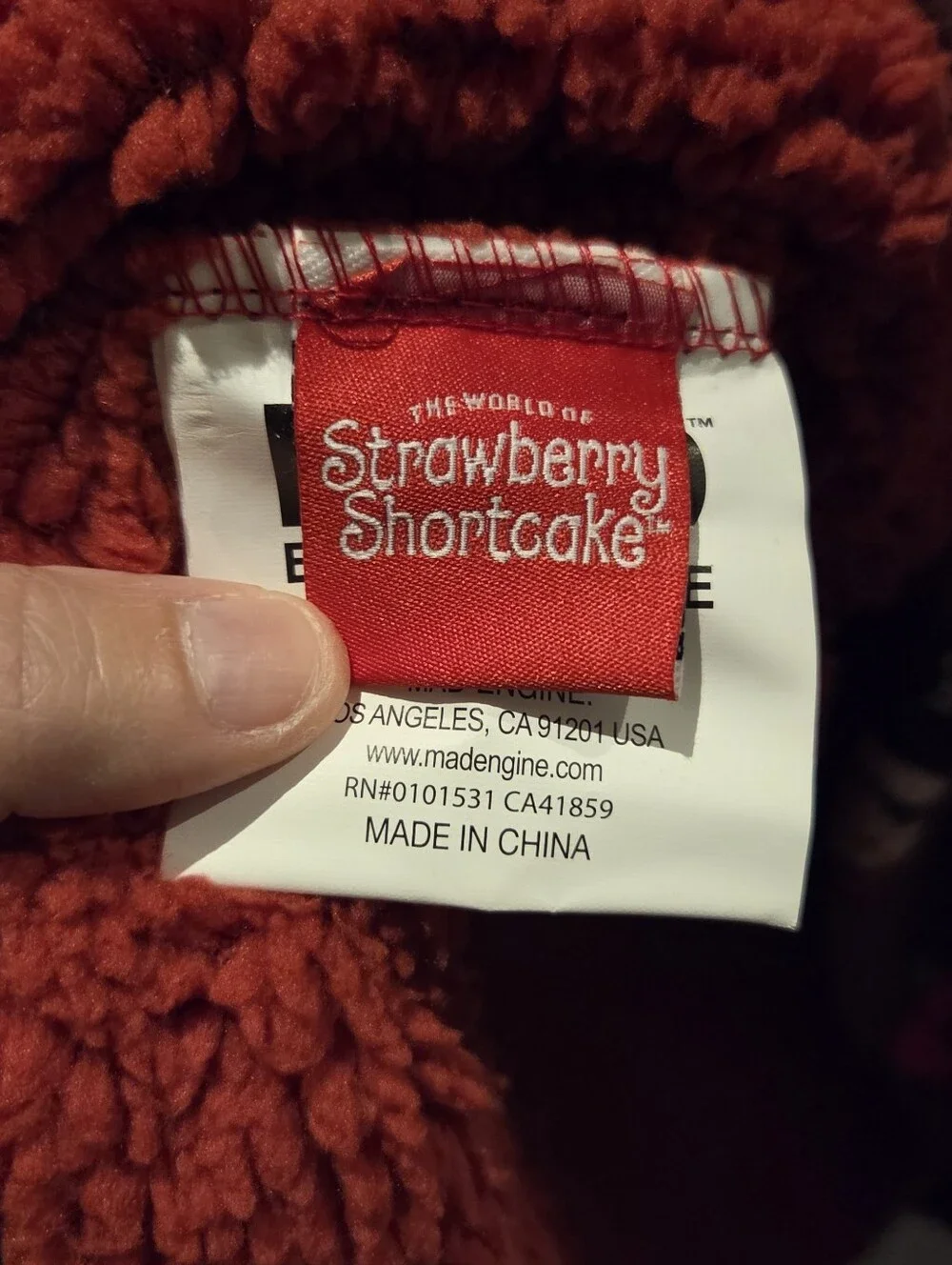 NWT ​Strawberry Shortcake Blanket Hoodie Oversized Fleece Sherpa Maroon S/M